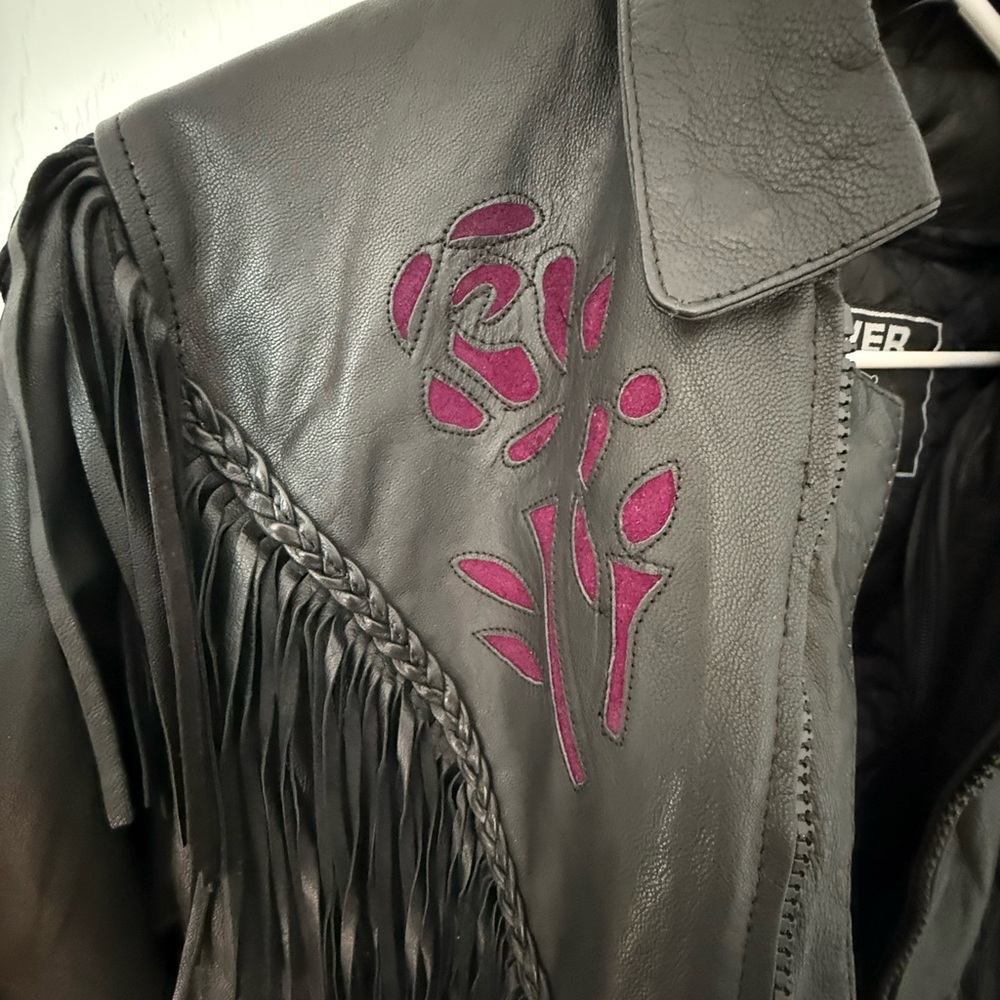 Women's Black Leather Fringe Jacket - Picture 6 of 13